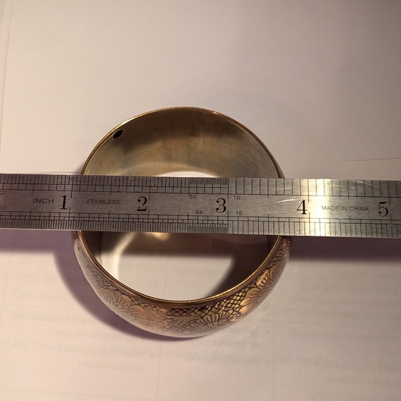 Vintage Boho Etched Wide Brass Cuff - Picture 4 of 5
